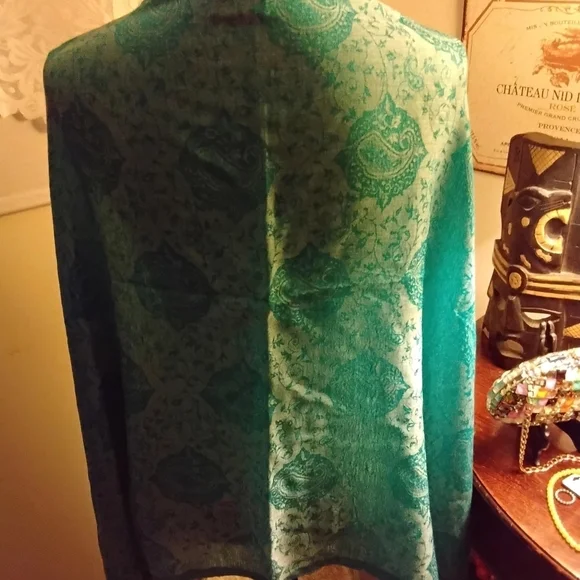 Sofia Cashmere Wrap/Scarf NWTS - Picture 3 of 13